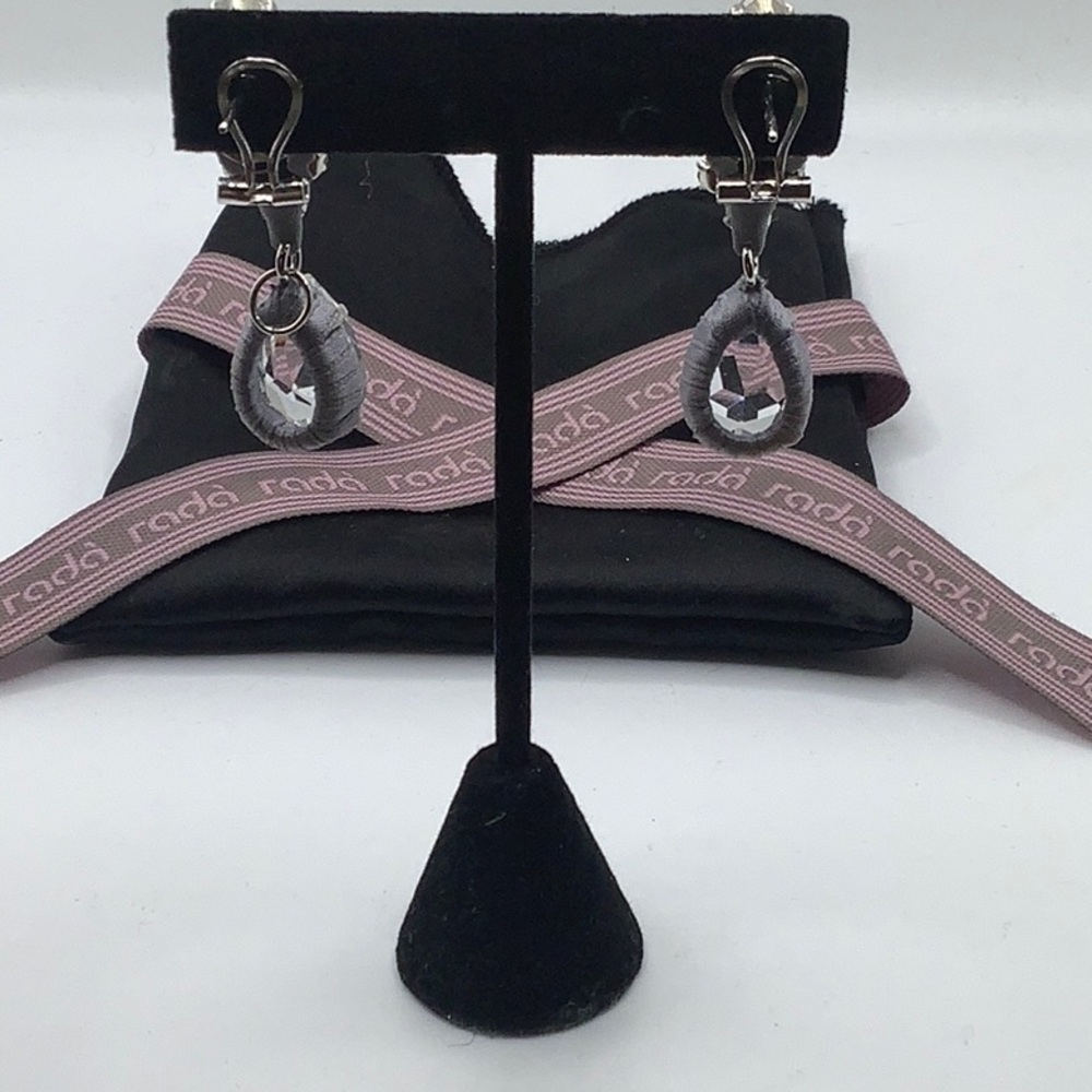 Jewelry - Picture 2 of 5
